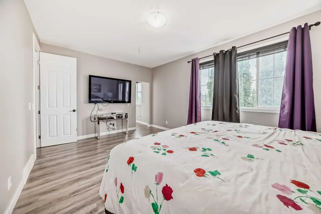 1068 Windhaven Close SW Airdrie AB t4b0t9