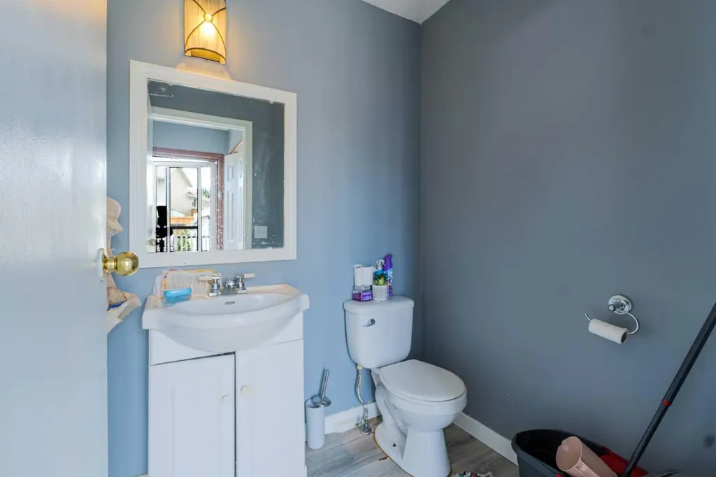 136 Martindale Drive NE Calgary AB T3J3G5