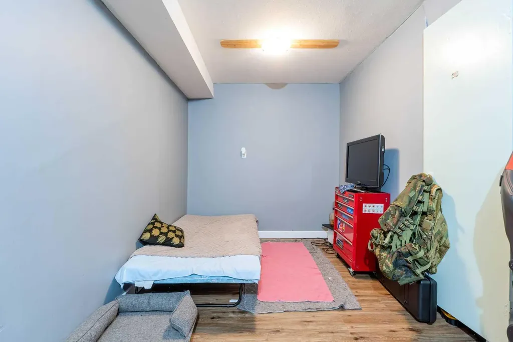 136 Martindale Drive NE Calgary AB T3J3G5