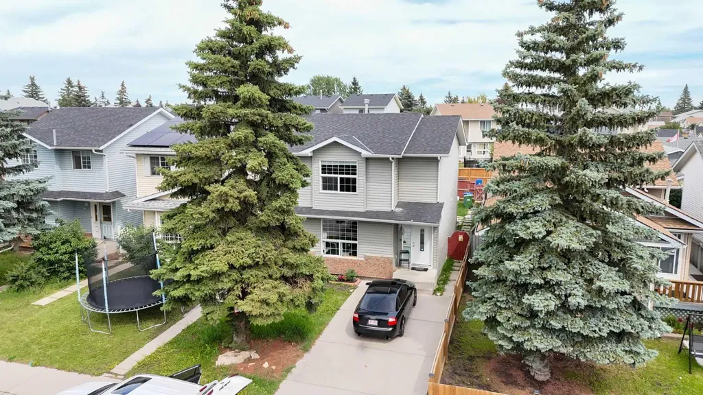 136 Martindale Drive NE Calgary AB T3J3G5