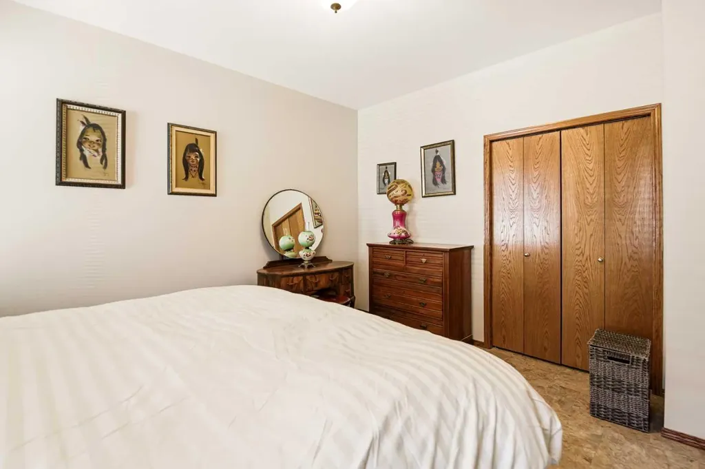 57 Woodbine Close Blackfalds AB T4M 0K5