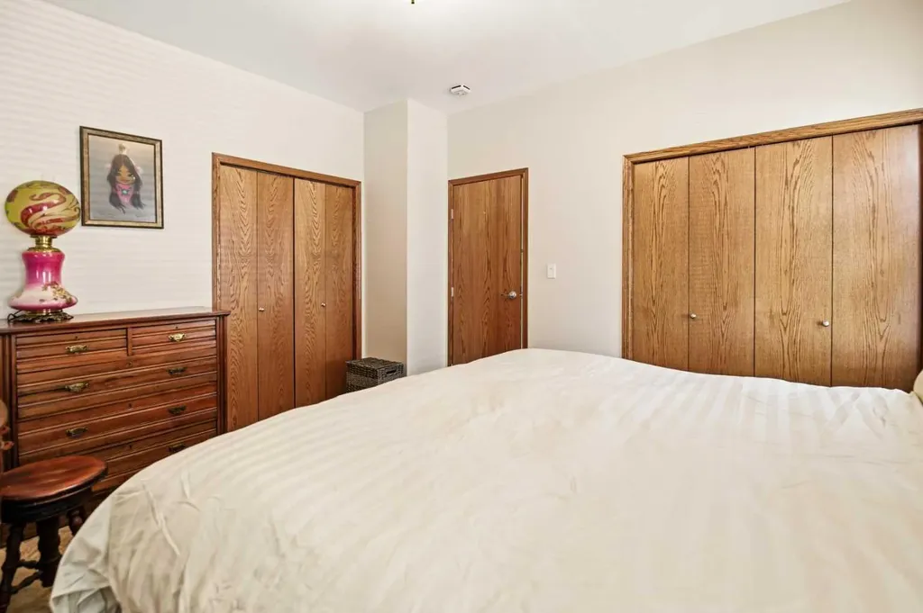 57 Woodbine Close Blackfalds AB T4M 0K5