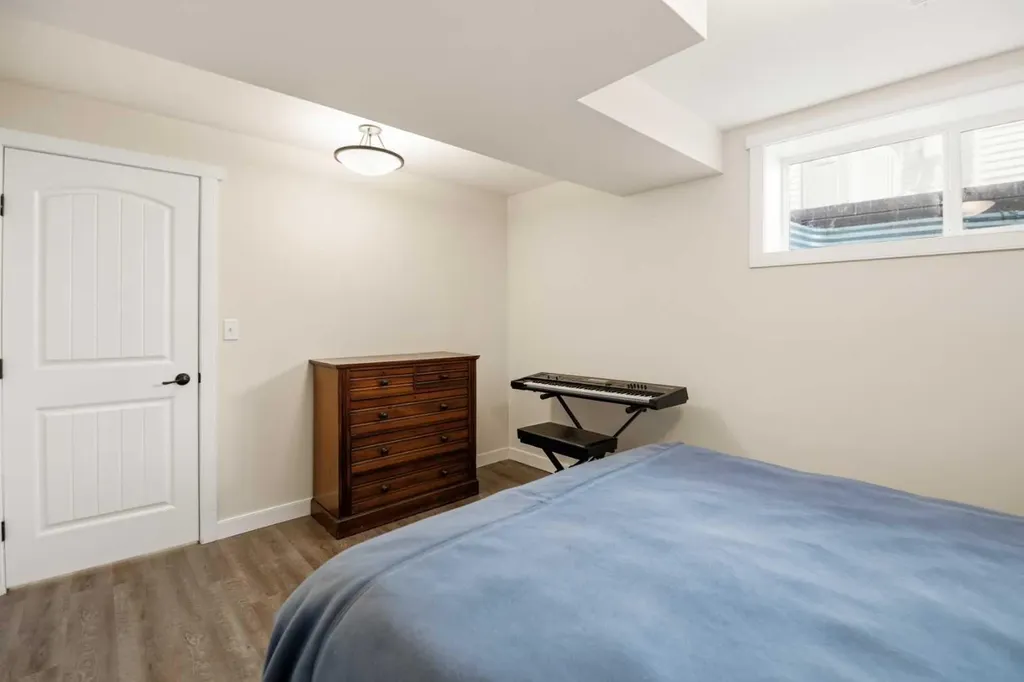 57 Woodbine Close Blackfalds AB T4M 0K5