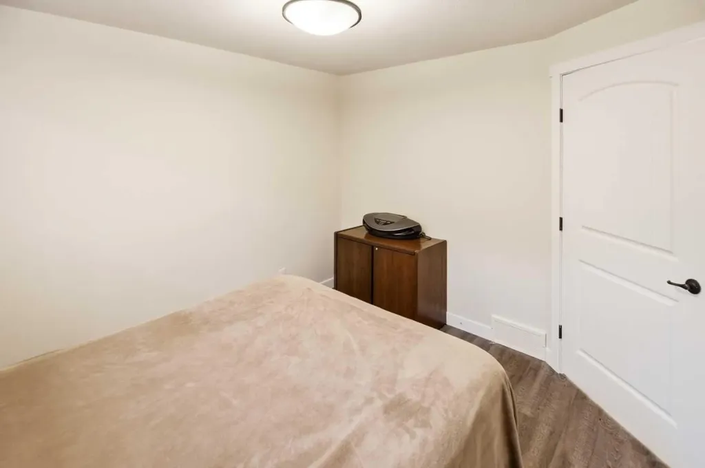57 Woodbine Close Blackfalds AB T4M 0K5