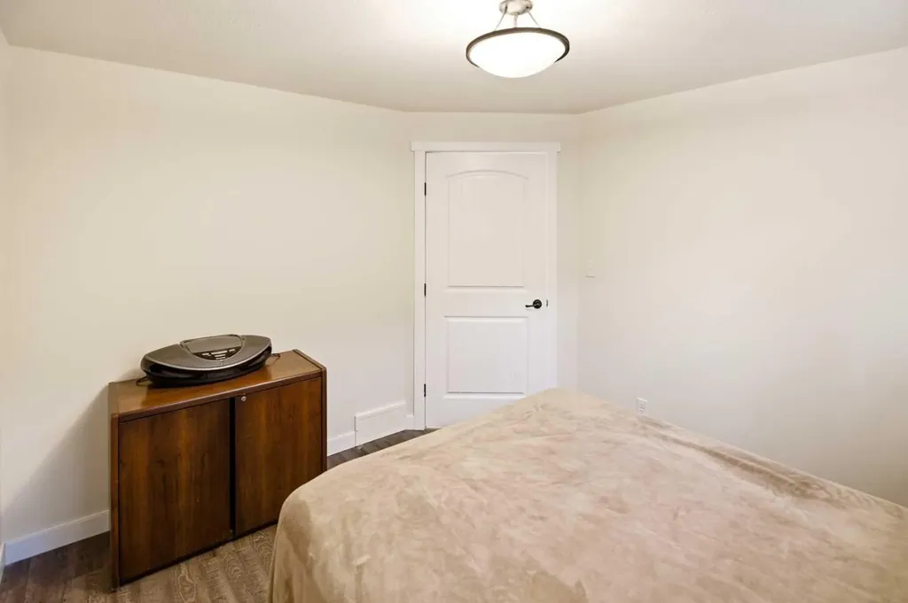 57 Woodbine Close Blackfalds AB T4M 0K5