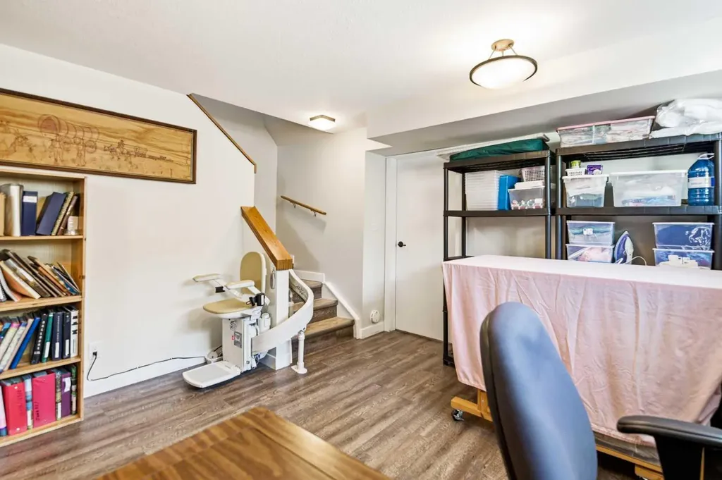 57 Woodbine Close Blackfalds AB T4M 0K5
