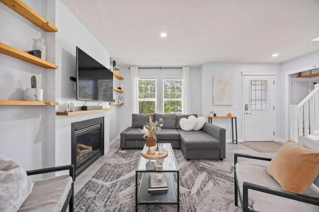 371 Silverado Drive SW Calgary AB T2X 0G2