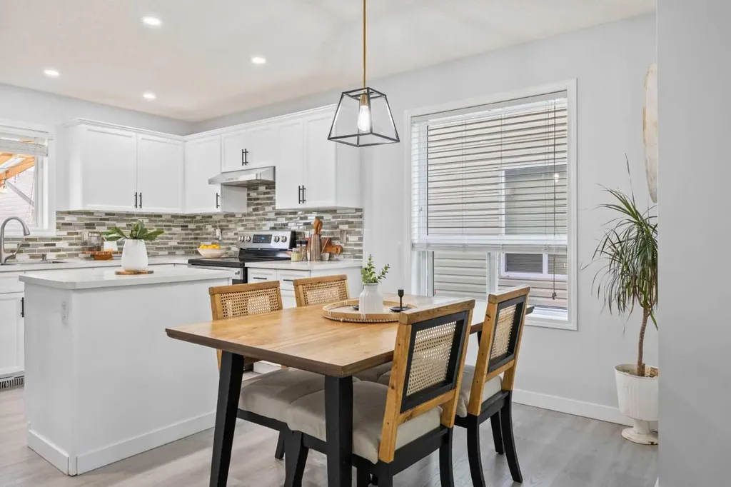 371 Silverado Drive SW Calgary AB T2X 0G2