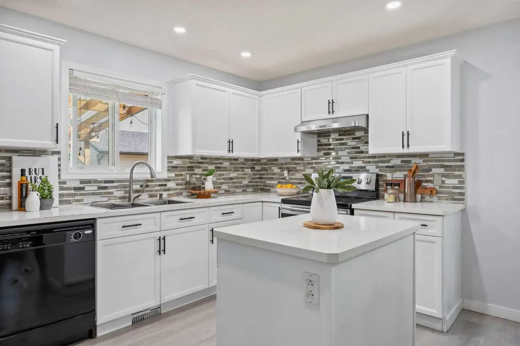 371 Silverado Drive SW Calgary AB T2X 0G2