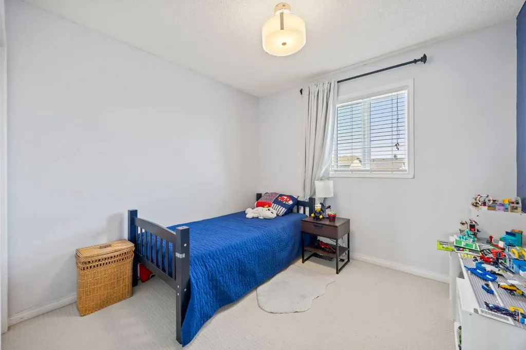 371 Silverado Drive SW Calgary AB T2X 0G2