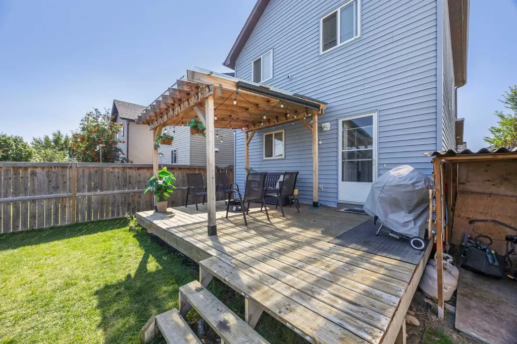 371 Silverado Drive SW Calgary AB T2X 0G2