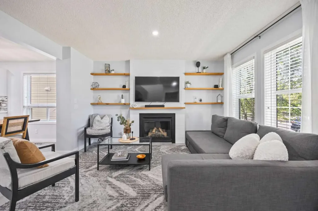 371 Silverado Drive SW Calgary AB T2X 0G2