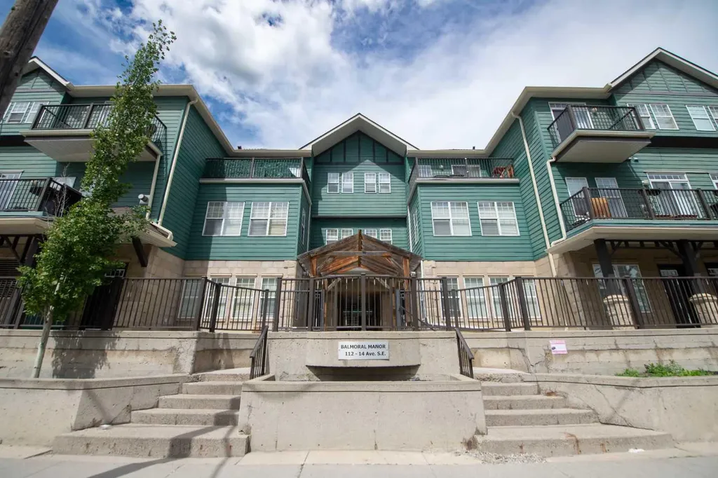 112 14 Avenue SE Calgary AB T2G 1C7