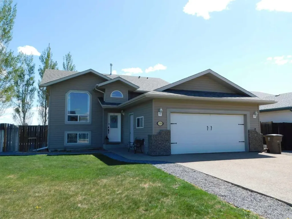 136 Meadowbrook Drive E Brooks AB T1R 1N8