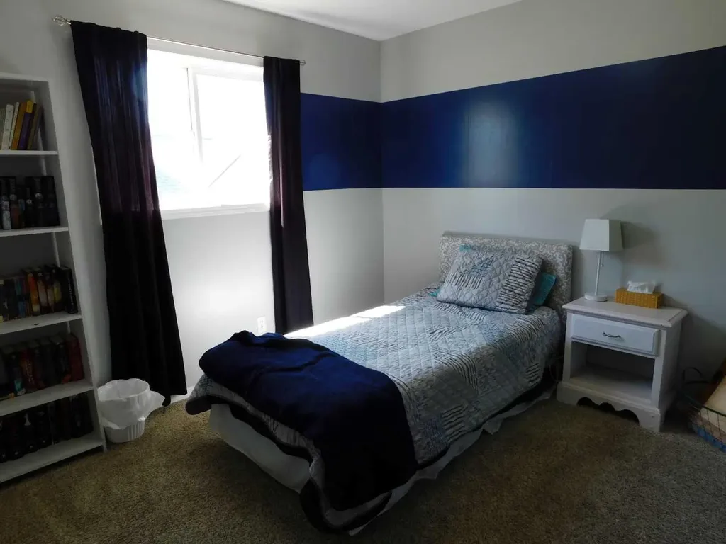 136 Meadowbrook Drive E Brooks AB T1R 1N8