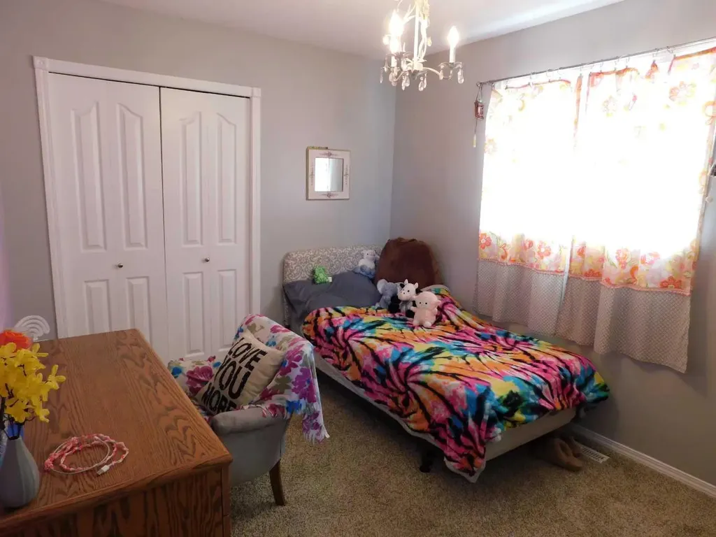 136 Meadowbrook Drive E Brooks AB T1R 1N8