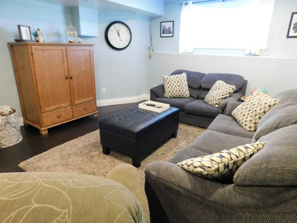 136 Meadowbrook Drive E Brooks AB T1R 1N8