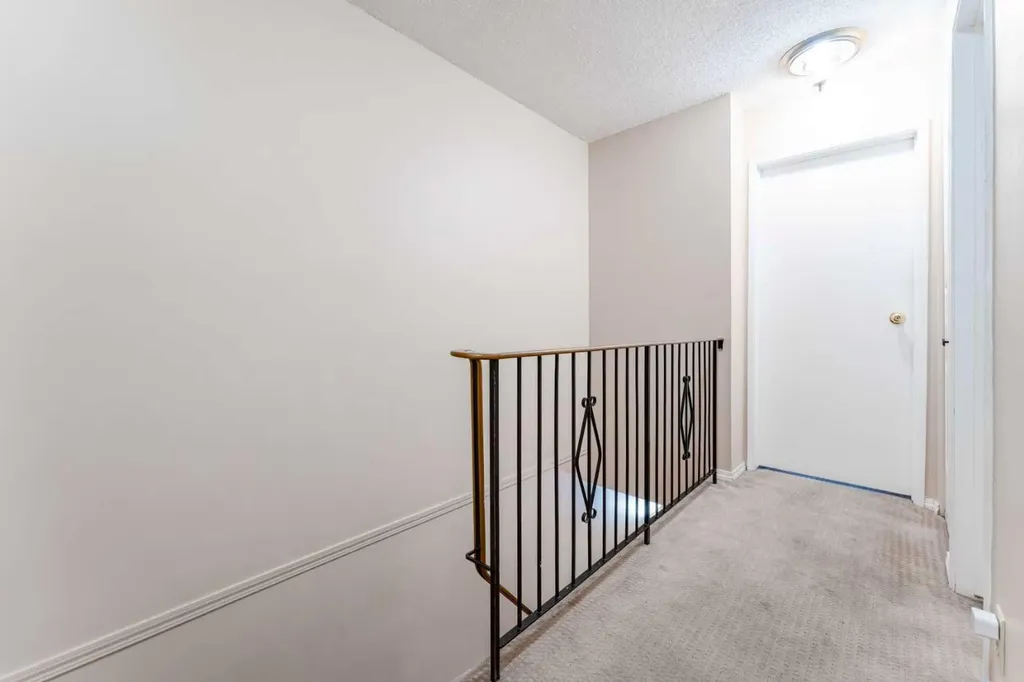 6640 Temple Drive NE Calgary AB T1Y 5V6