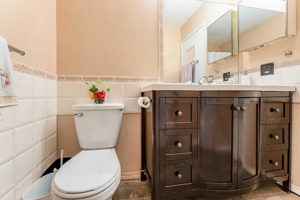 6640 Temple Drive NE Calgary AB T1Y 5V6