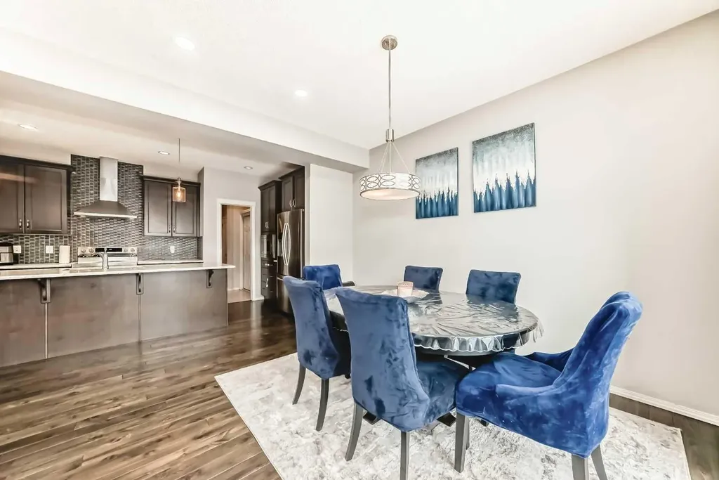 60 Evansborough Road NW Calgary AB T3P 0R1