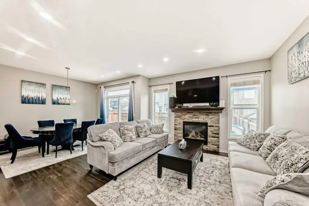 60 Evansborough Road NW Calgary AB T3P 0R1