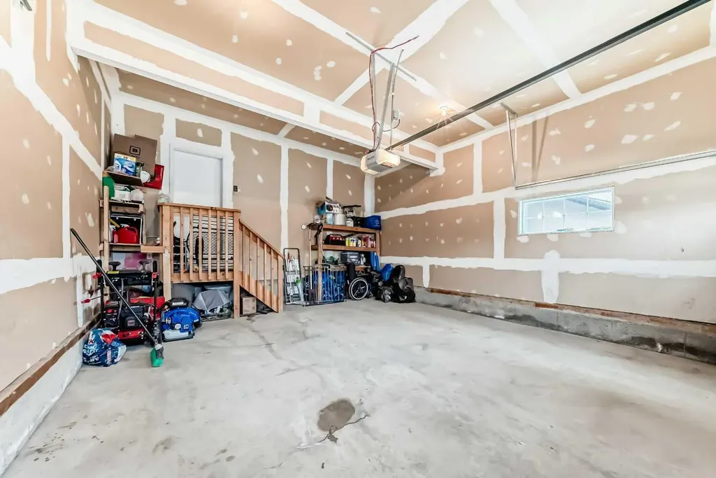 60 Evansborough Road NW Calgary AB T3P 0R1