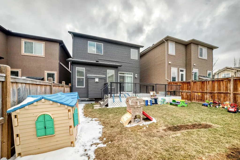 60 Evansborough Road NW Calgary AB T3P 0R1