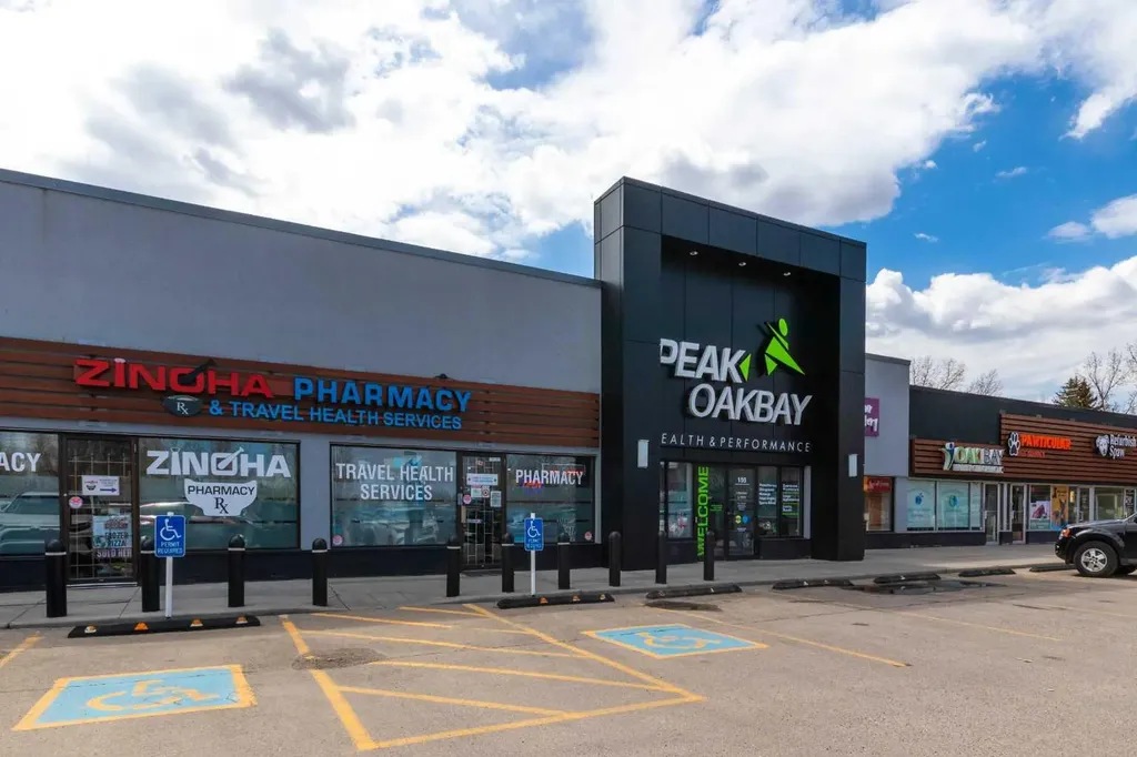 2520 Palliser Drive SW Calgary AB T2V 4S9