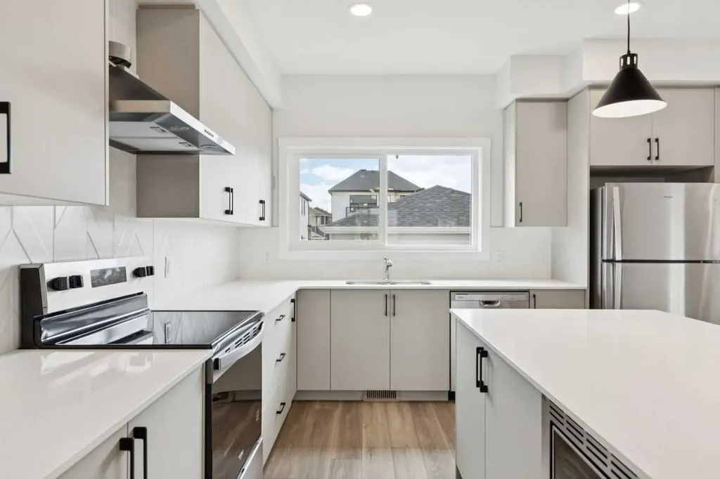 244 Drystone Walk NW Calgary AB T3R2M1