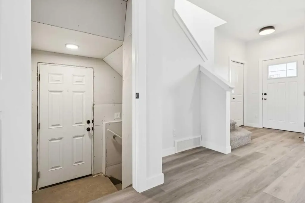 244 Drystone Walk NW Calgary AB T3R2M1
