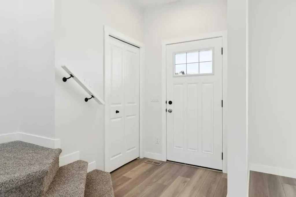 244 Drystone Walk NW Calgary AB T3R2M1