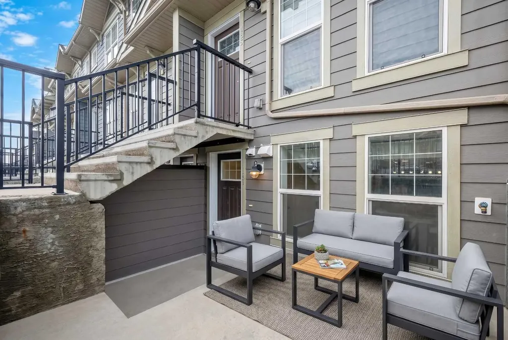 167 Cranbrook Square SE Calgary AB T3M 3E3