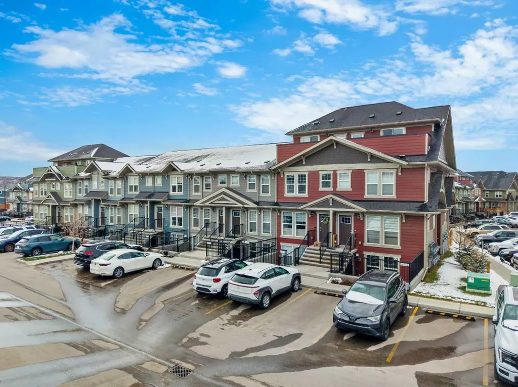 167 Cranbrook Square SE Calgary AB T3M 3E3