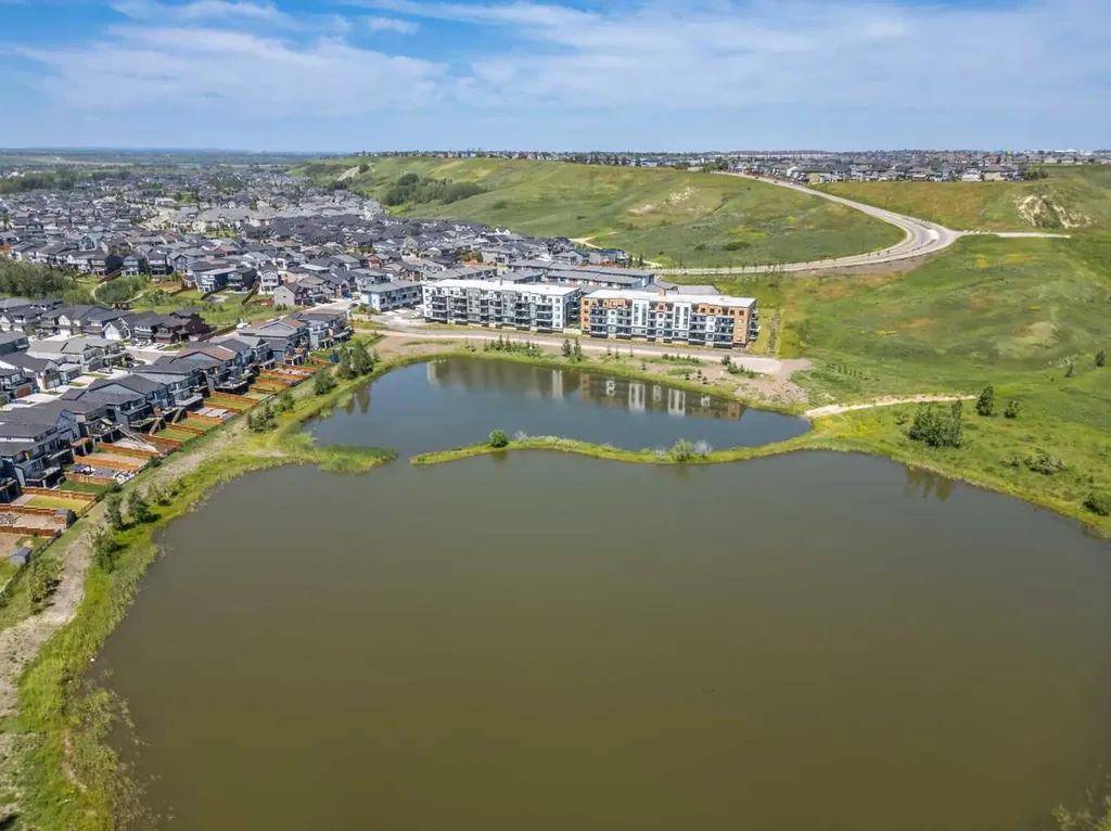 167 Cranbrook Square SE Calgary AB T3M 3E3