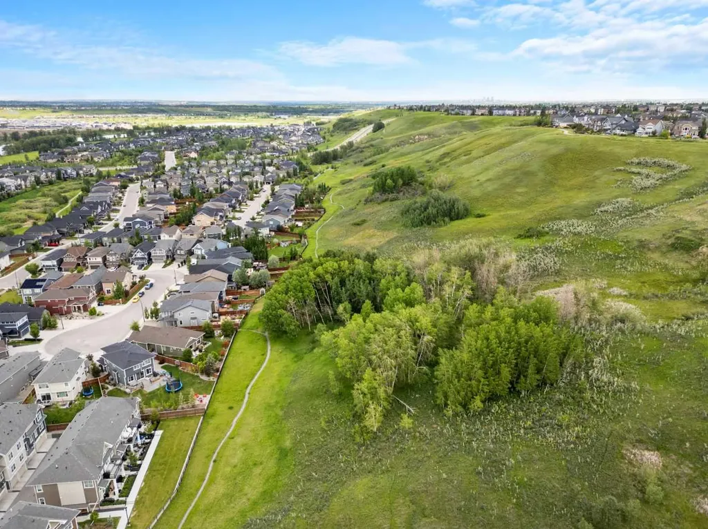 167 Cranbrook Square SE Calgary AB T3M 3E3