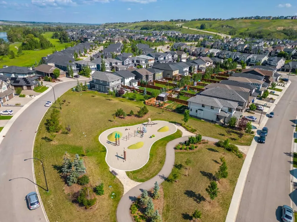 167 Cranbrook Square SE Calgary AB T3M 3E3