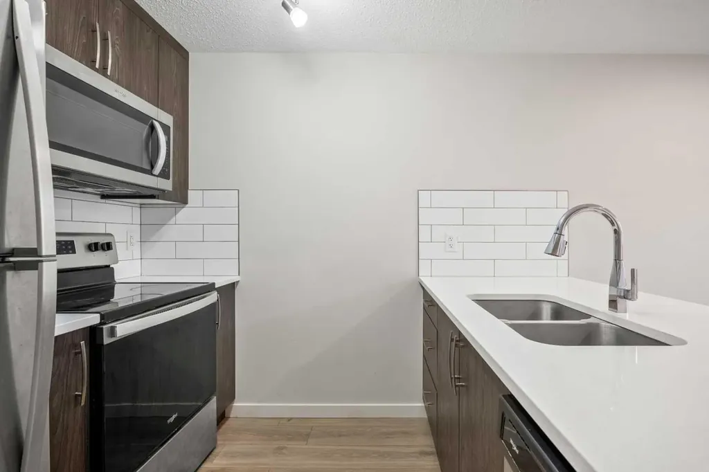 167 Cranbrook Square SE Calgary AB T3M 3E3