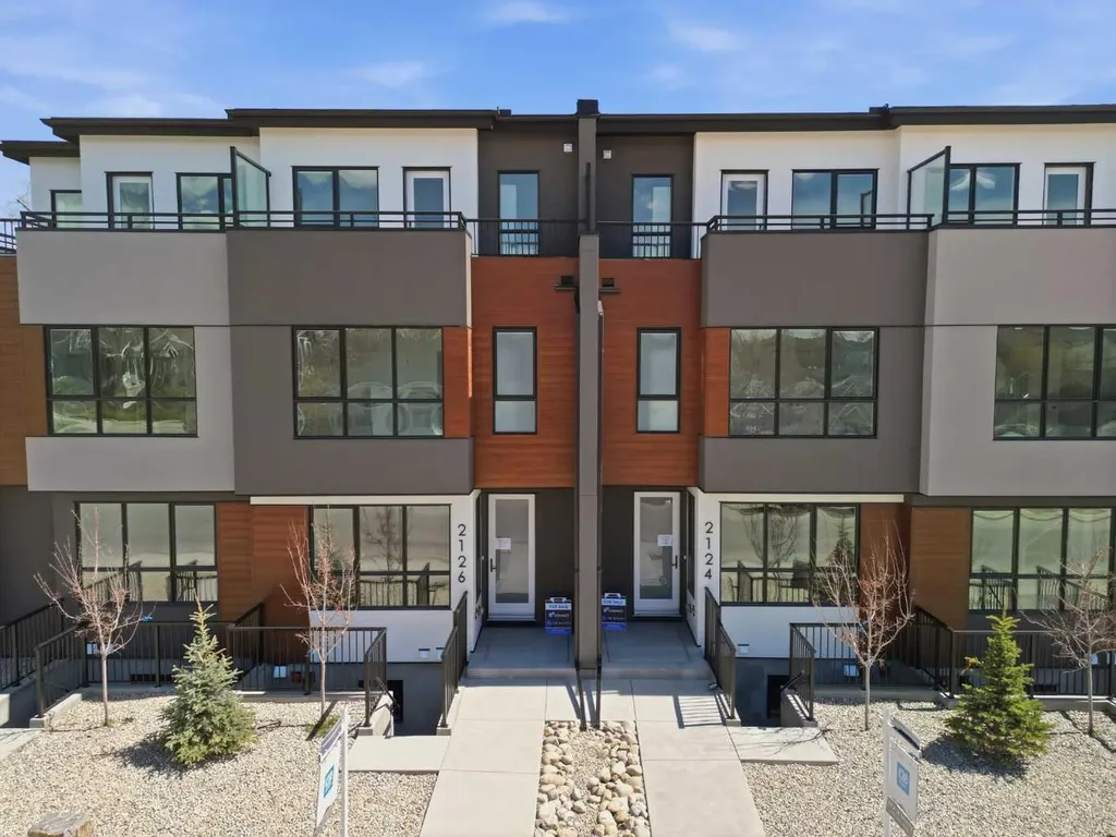 2126 7 Street NW Calgary AB T2M 1K3