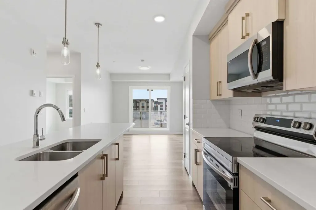 360 Harvest Hills Way NE Calgary AB T3K2S1
