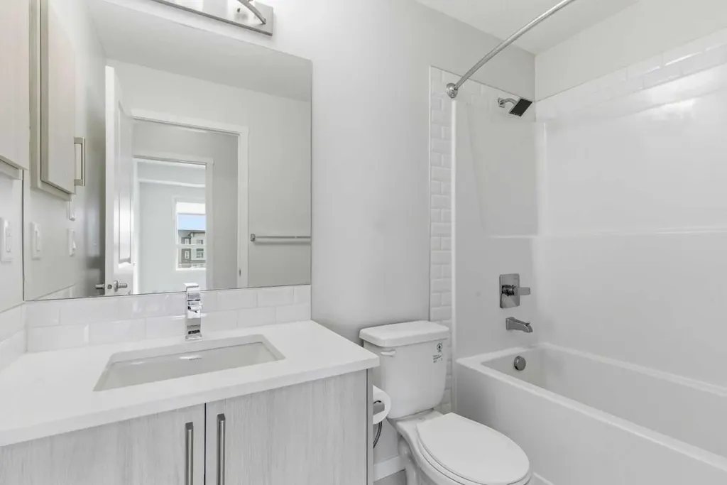 360 Harvest Hills Way NE Calgary AB T3K2S1