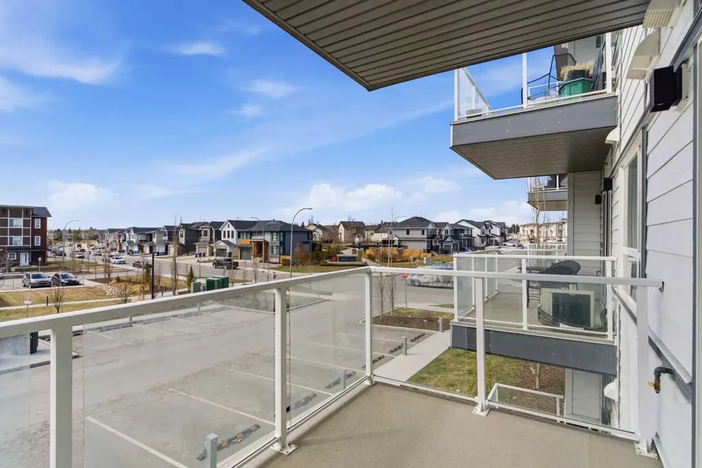 360 Harvest Hills Way NE Calgary AB T3K2S1