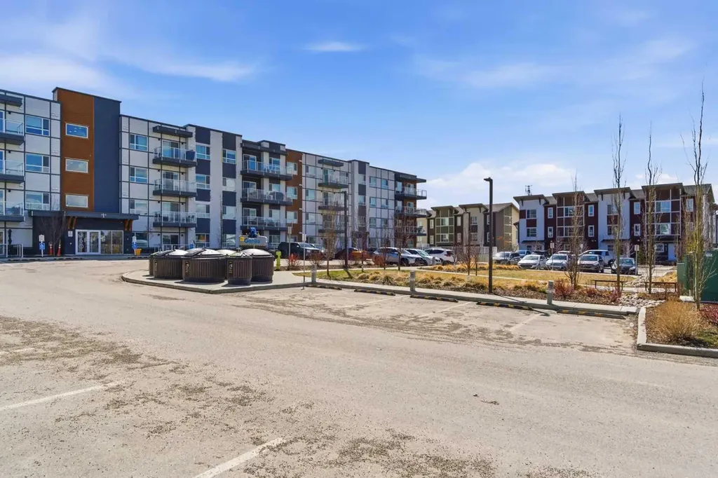 360 Harvest Hills Way NE Calgary AB T3K2S1