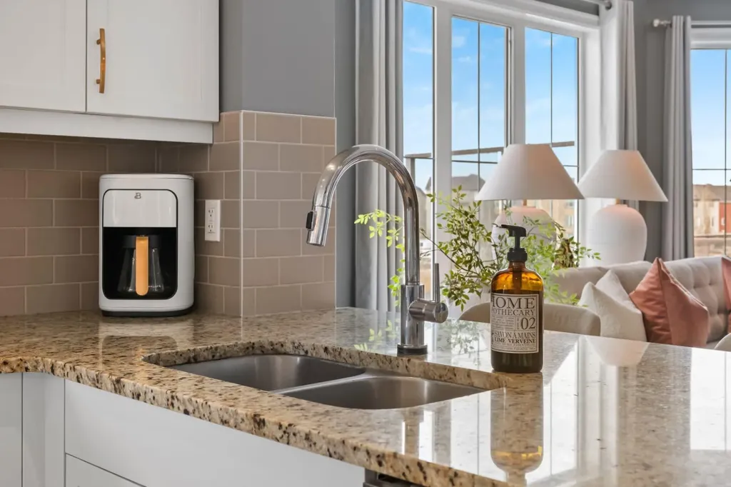 178 Windridge Road SW Airdrie AB T4B 3R9