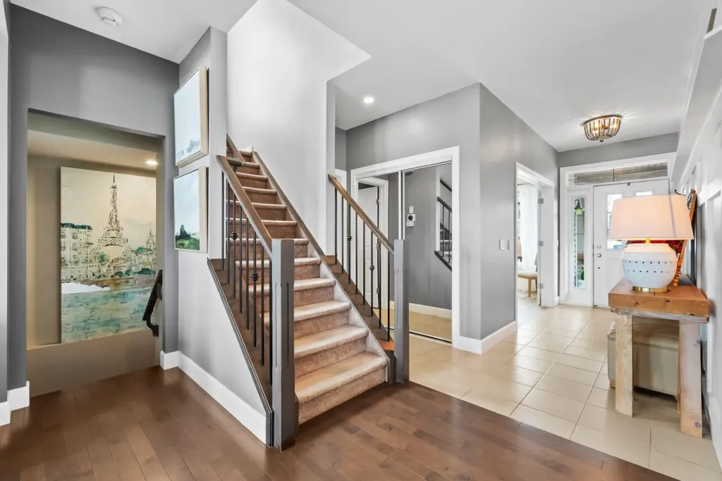 178 Windridge Road SW Airdrie AB T4B 3R9