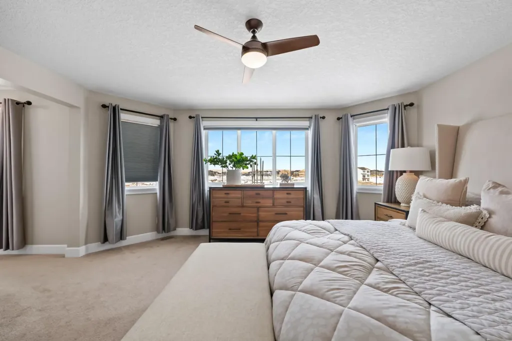 178 Windridge Road SW Airdrie AB T4B 3R9