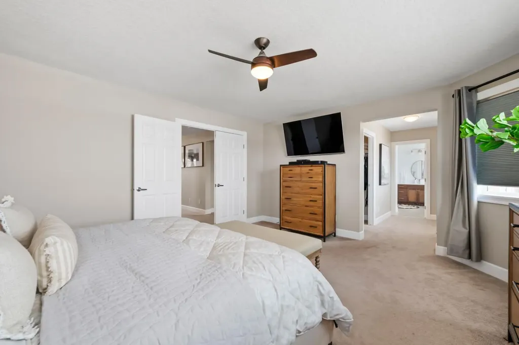 178 Windridge Road SW Airdrie AB T4B 3R9