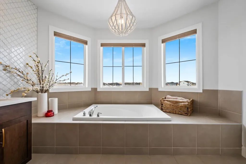 178 Windridge Road SW Airdrie AB T4B 3R9