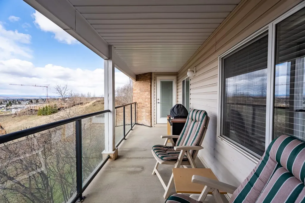 950 Arbour Lake Road NW Calgary AB T3G 5B8