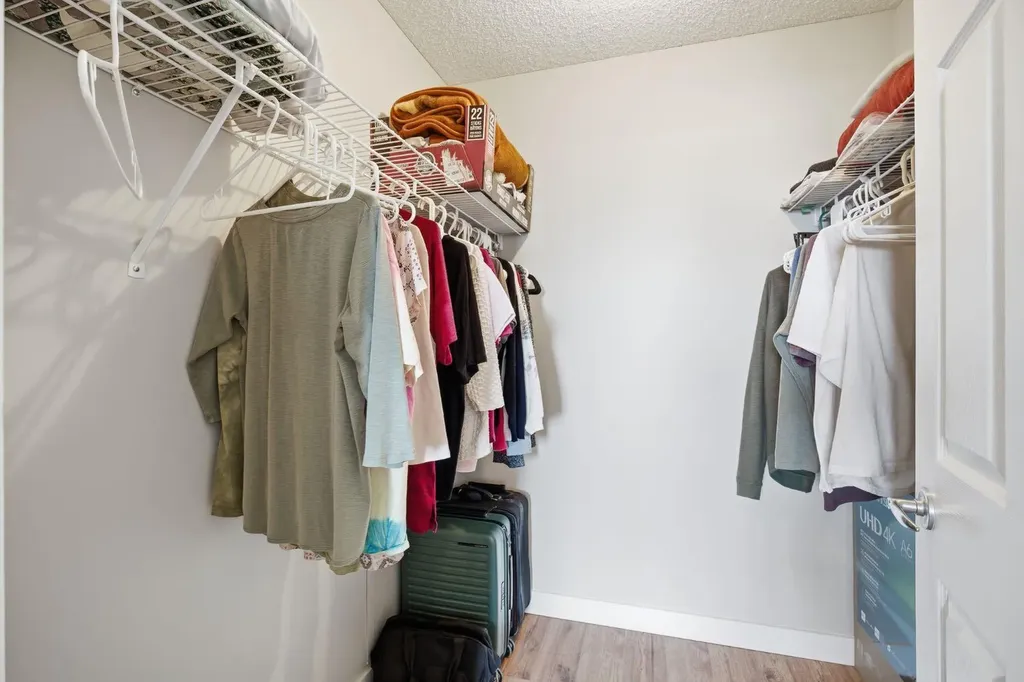 950 Arbour Lake Road NW Calgary AB T3G 5B8