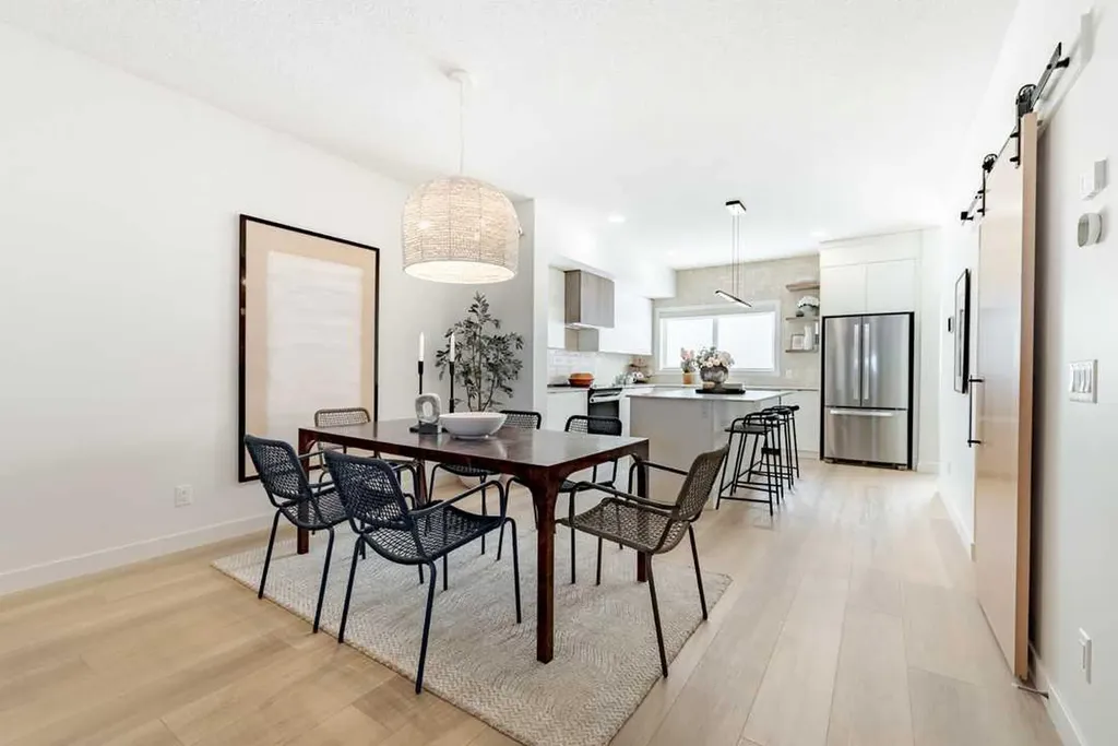 137 Drystone Green NW Calgary AB T3R 2M1
